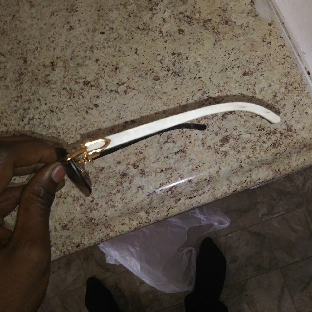 Cartier glasses - Picture 3 of 3